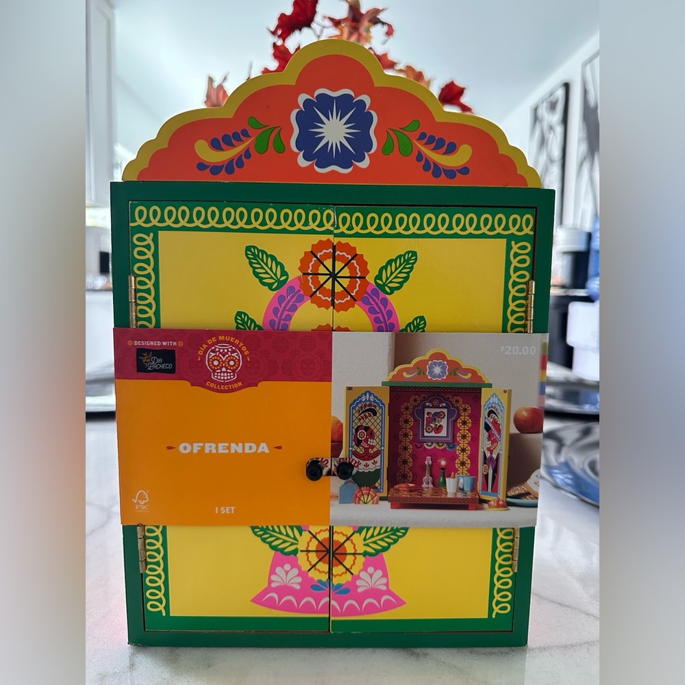 Target Dia de muertos ofrenda box.